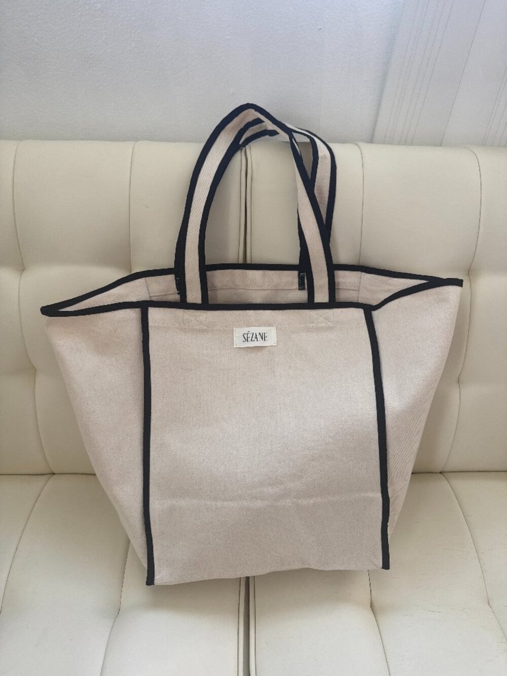 Sezane 2026 fall minimalist white ecru cream black tote bag limited edition NWOT